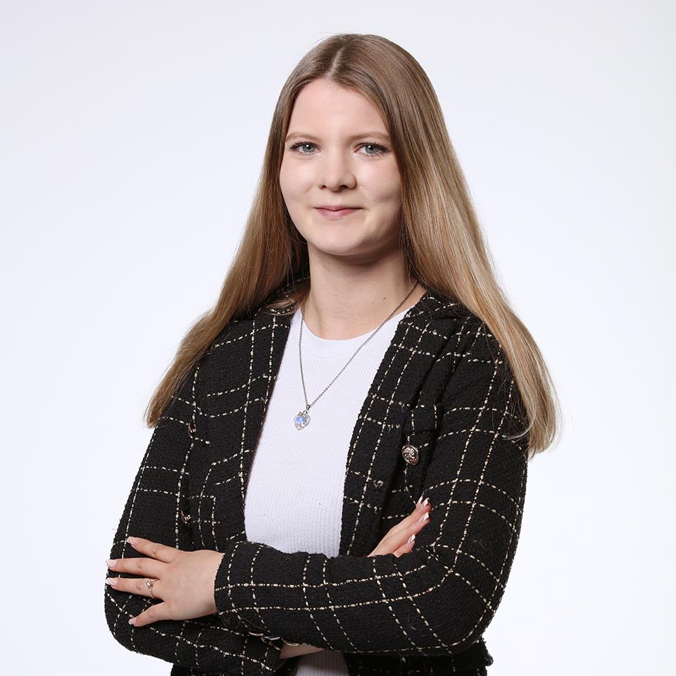 Corinna Schill